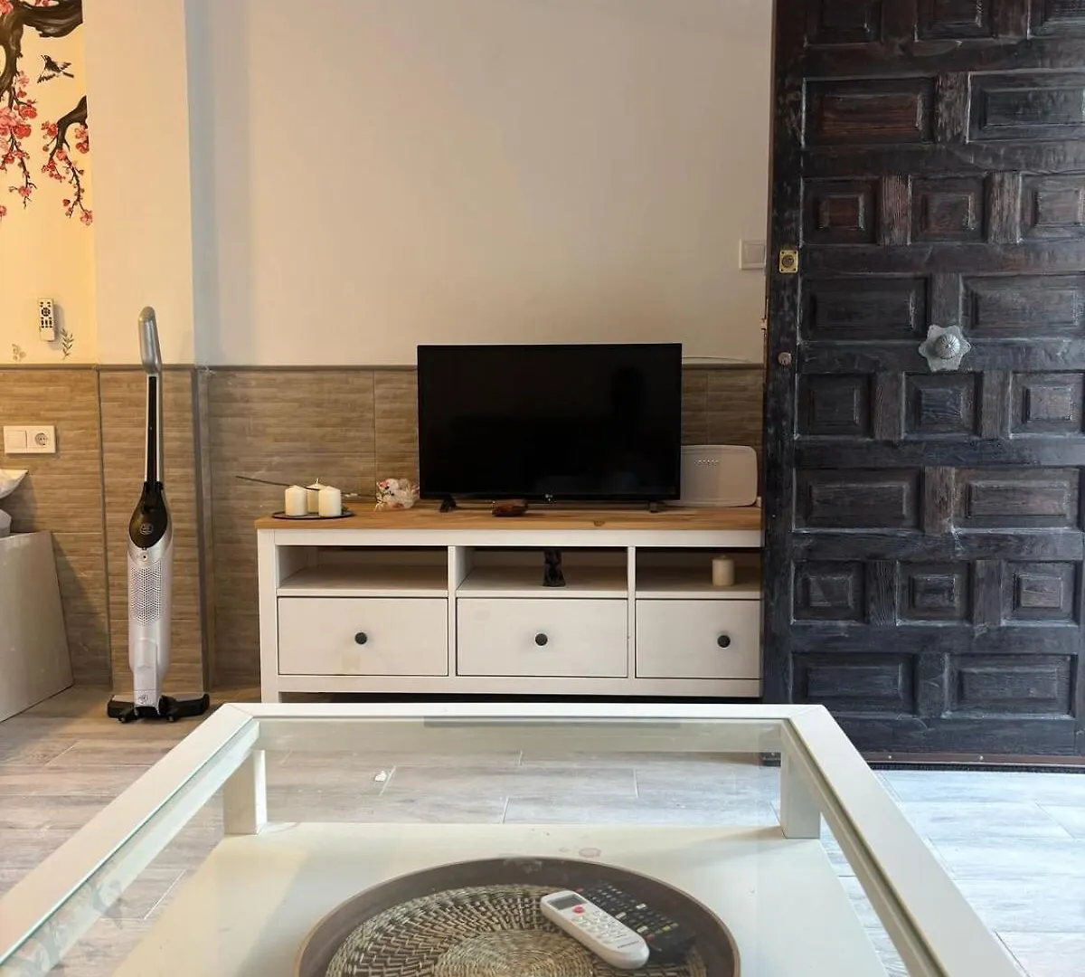 טורמולינוס Carihuela Beachfront Retreat 0*,